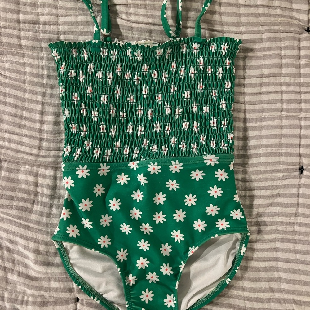 Old Navy Daisy Gathered Swimsuit